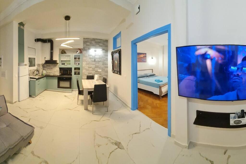 Full Apartment Near Kato Patissia Athens Exterior photo