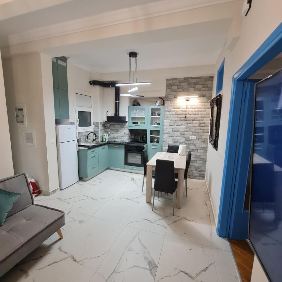 Full Apartment Near Kato Patissia Athens Exterior photo